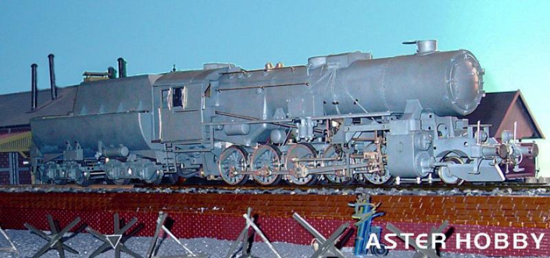 ARNOLD #HN2421 DDR（旧東ドイツ国鉄） 分厚 BR95型蒸気